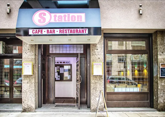 Station - For BackpackersHostal